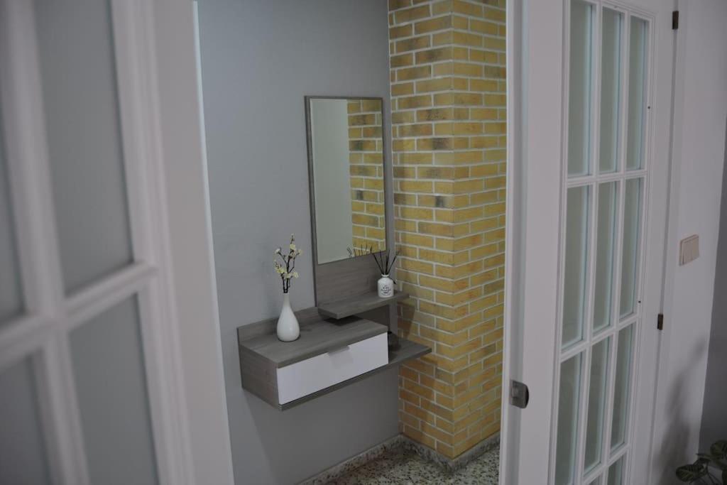 Apartamento Amplio Y Luminoso Plaza America, Wifi Apartment Alicante Bagian luar foto